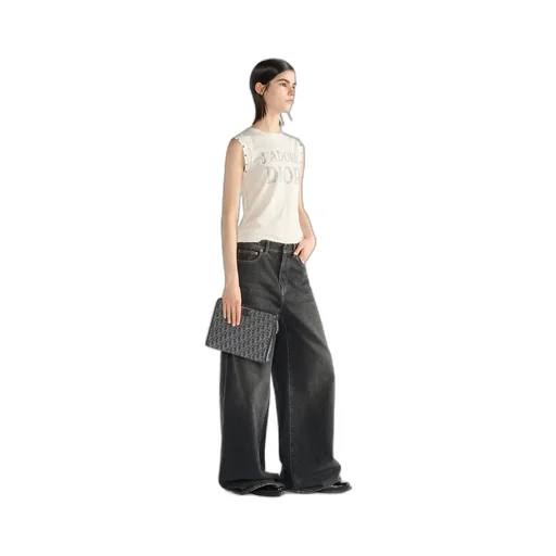 30 Montaigne Dea Pouch