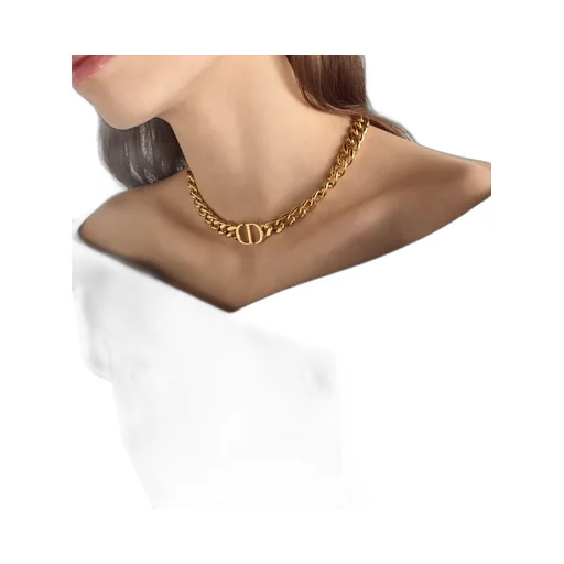 30 Montaigne Short Necklace