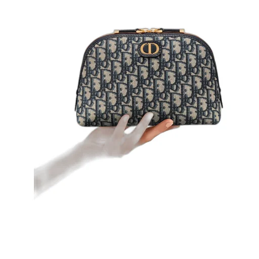 30 Montaigne Aphrodite Pouch