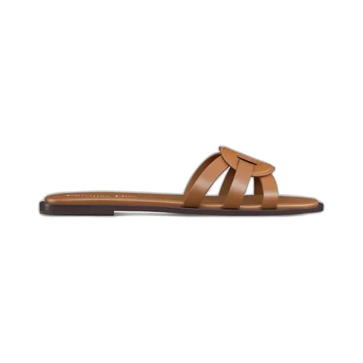 D-Club Slide