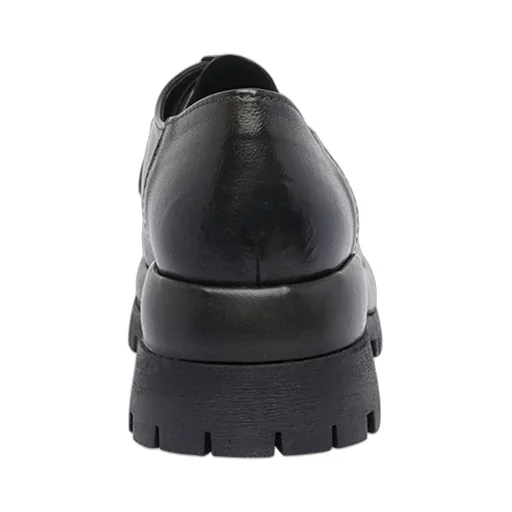 Pawelk's Cru Lace-Up Flat Shoes