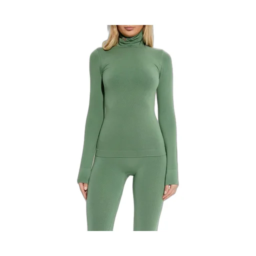 Perfect Moment Parisian Thermal Turtleneck