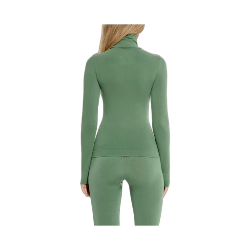 Perfect Moment Parisian Thermal Turtleneck