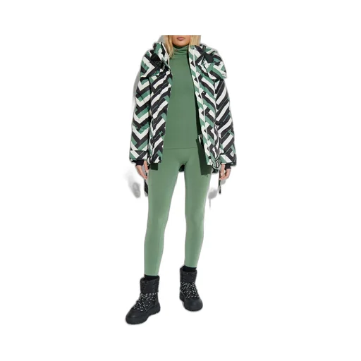 Perfect Moment Parisian Thermal Turtleneck