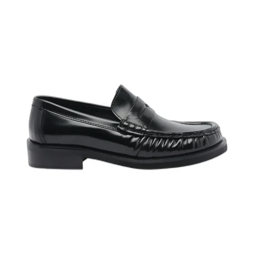 Poeve Leona Round Toe Flat Shoes
