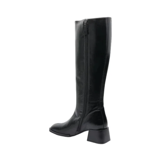 Poeve Noelia Round-Toe Boots