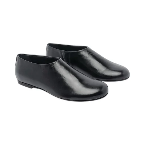 Poeve Taliyah Round Toe Flat Shoes