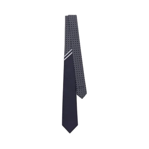 Striped Cannage Tie