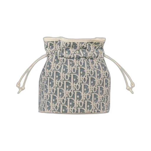 30 Montaigne Mini Bucket Bag With Drawstring