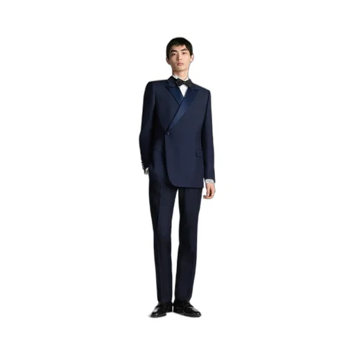 Oblique Tuxedo