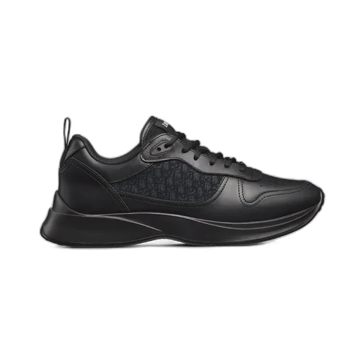 B25 Runner Sneaker