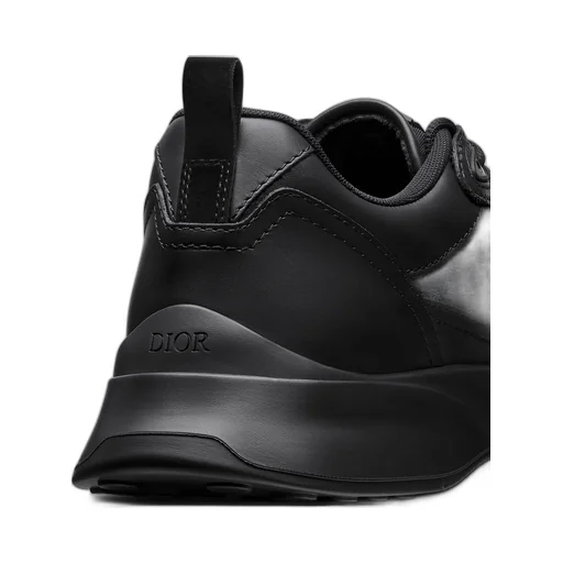 B25 Runner Sneaker