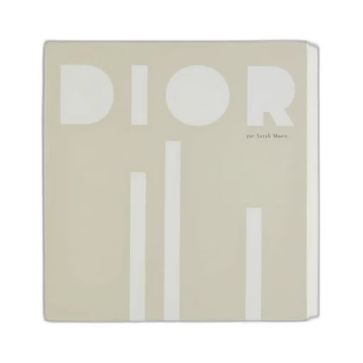 Book: Dior Par Sarah Moon