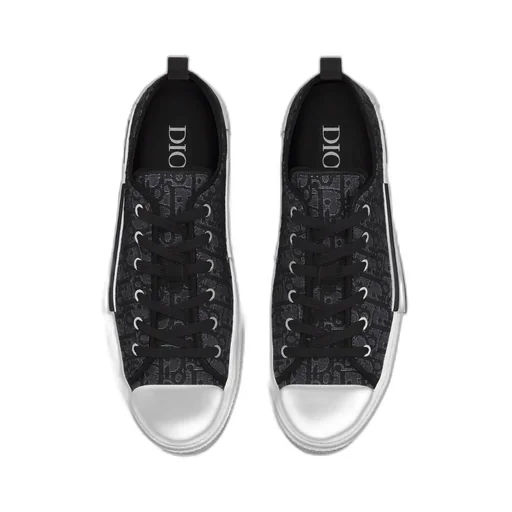 B23 League Low-Top Sneaker