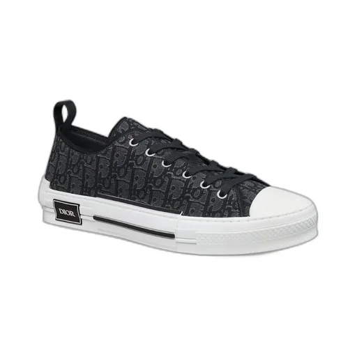 B23 League Low-Top Sneaker