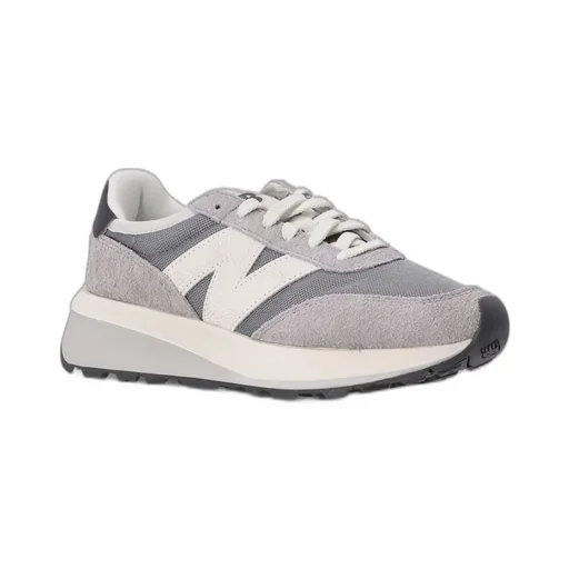New Balance 370 Logo Patch Sneakers