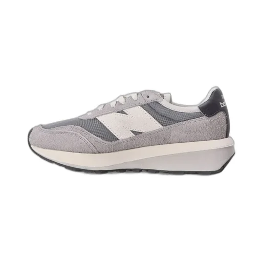 New Balance 370 Logo Patch Sneakers