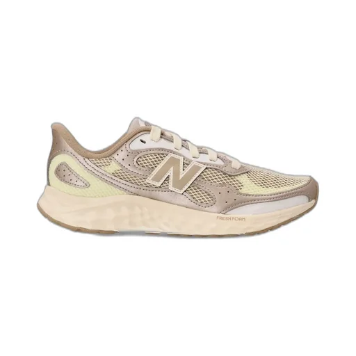 New Balance Arishi V4 Tiralux Logo Patch Sneakers