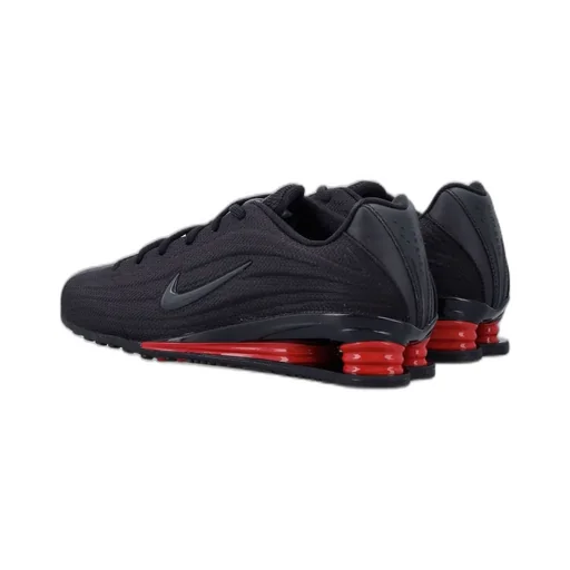 Nike Shox Z Low-Top Sneakers