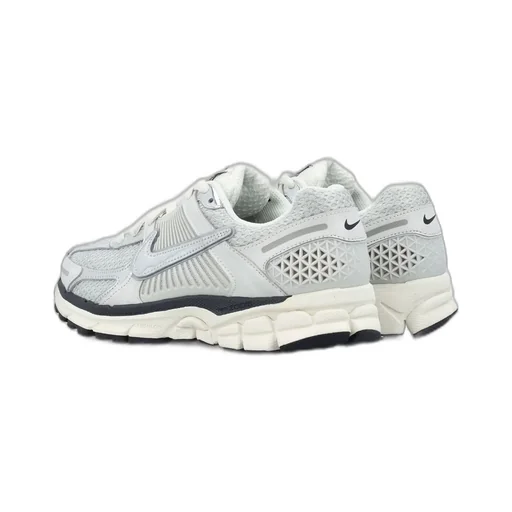 Nike Zoom Vomero 5 Lace-Up Sneakers