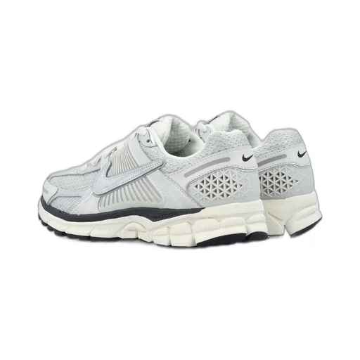 Nike Zoom Vomero 5 Photon Dust Sneakers
