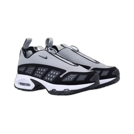 Nike	Air Max Sndr Eyelet Detailed Sneakers