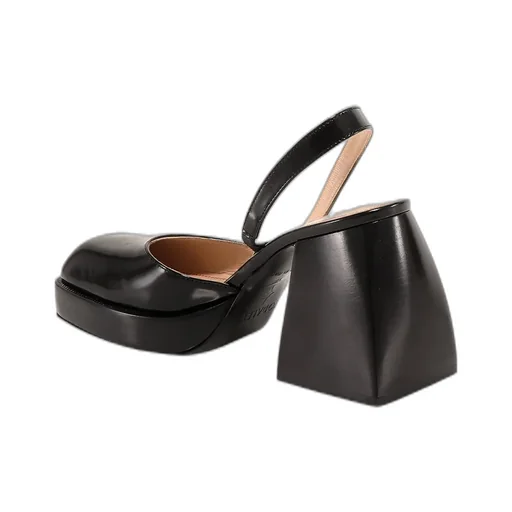 Nodaleto Round-Toe Platform Pumps