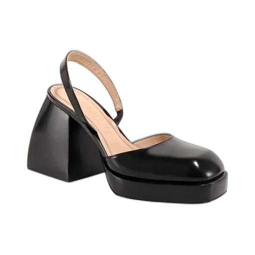 Nodaleto Round-Toe Platform Pumps