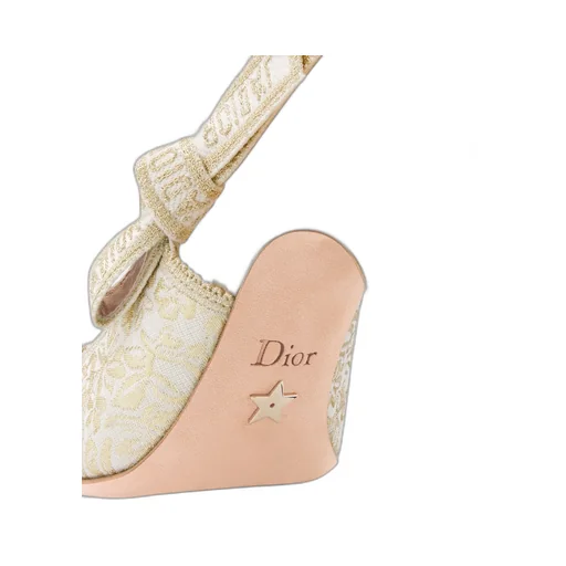 J'adior Slingback Pump