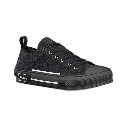 B23 League Low-Top Sneaker