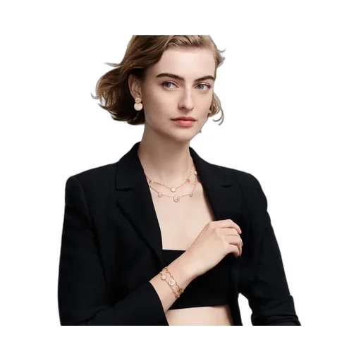 Rose Des Vents Necklace