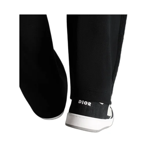 B27 Uptown Low-Top Sneaker