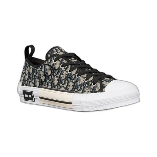 B23 League Low-Top Sneaker