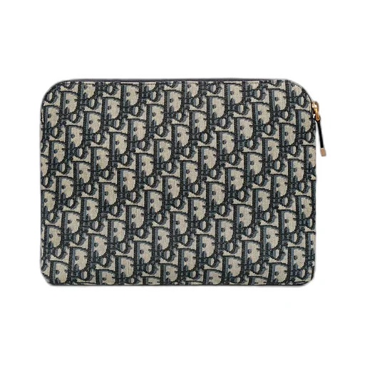Diortravel - Travel Kit