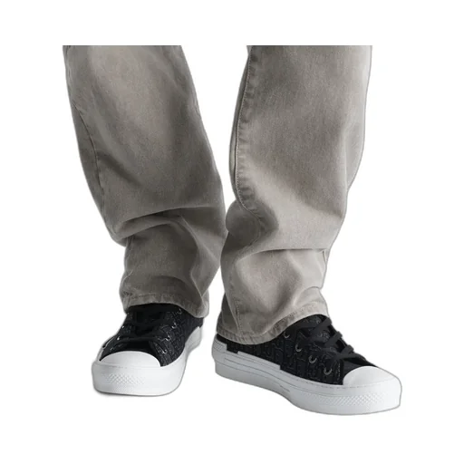 B23 League High-Top Sneaker