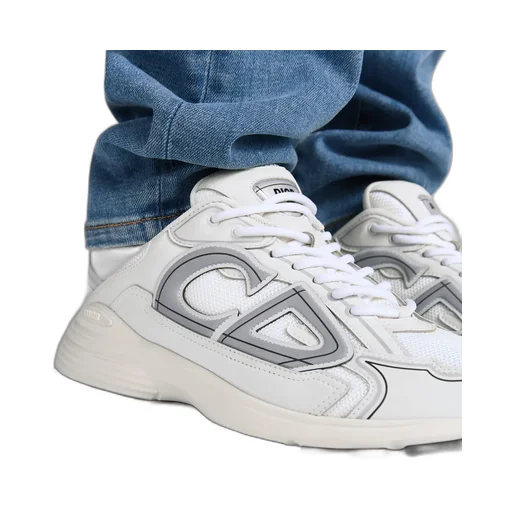 B30 Countdown Sneaker