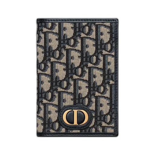 30 Montaigne Passport Holder