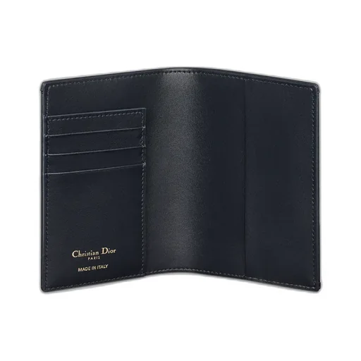 30 Montaigne Passport Holder