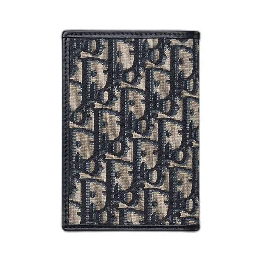 30 Montaigne Passport Holder
