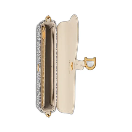 Medium Saddle Pouch With Chain