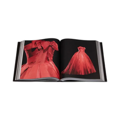 Book: Dior By Christian Dior