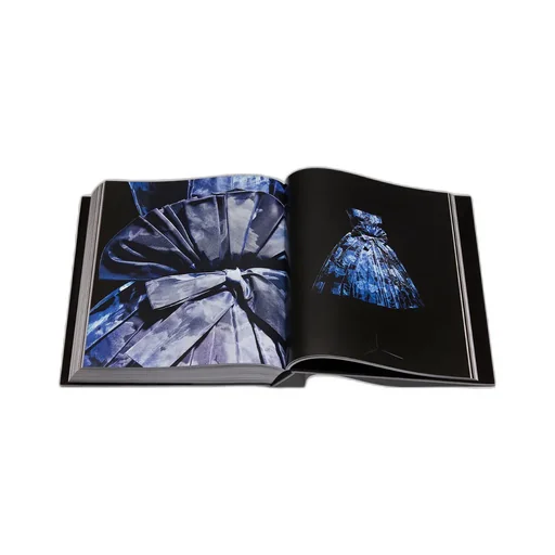 Book: Dior By Christian Dior