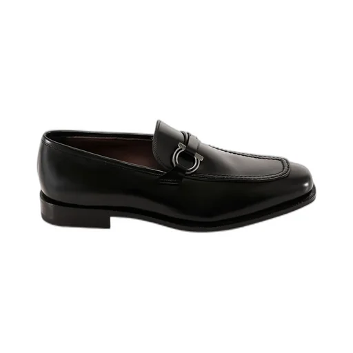 Ferragamo Gancini Logo-Plaque Loafers