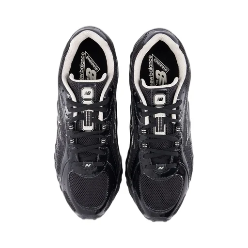 New Balance 204L Lace-Up Sneakers