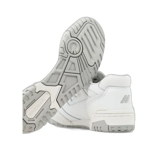 New Balance 550 Lace-Up Sneakers