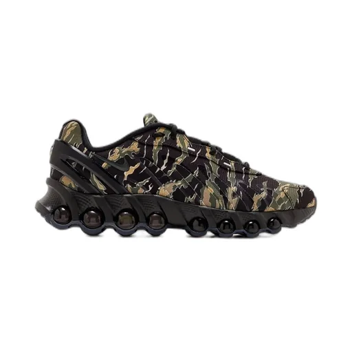 Nike Air Max D8 Premium Sneakers