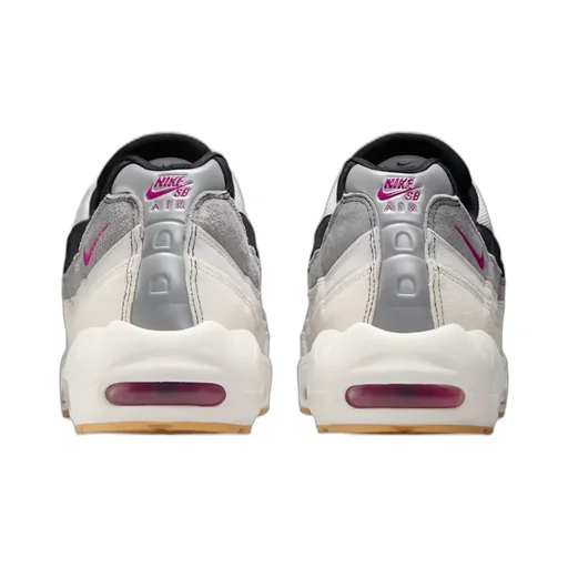 Nike Air Max 95 Low-Top Sneakers