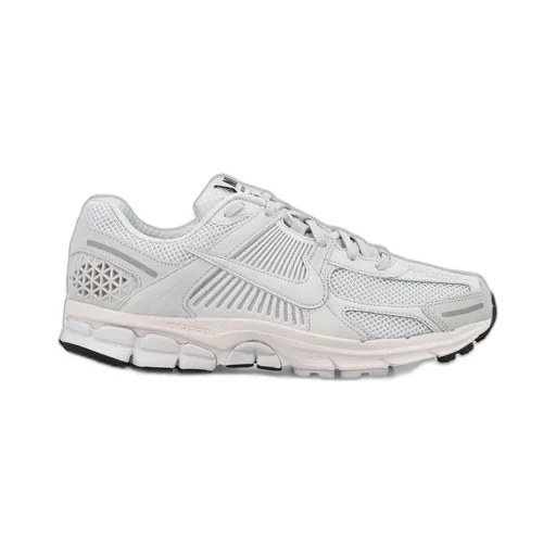 Nike Zoom Vomero 5 Low-Top Sneakers