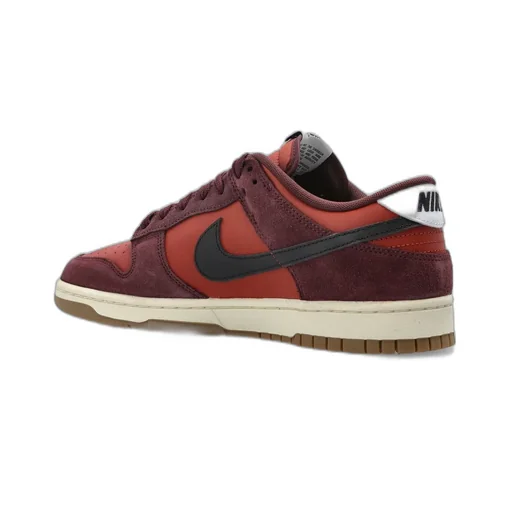 Nike Dunk Low Retro Se Sneakers