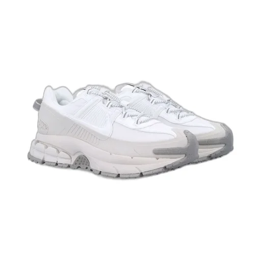 Nike Zoom Vomero Roam Winterized Sneakers